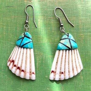 Nevada Santo Domingo Shell & Turquoise Mosaic Inlay Earrings